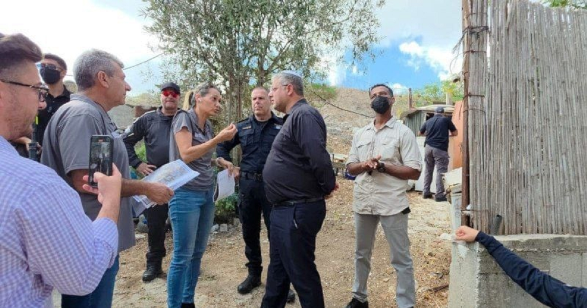 بن غفير يقوم بجولة استفزازية في أم الفحم